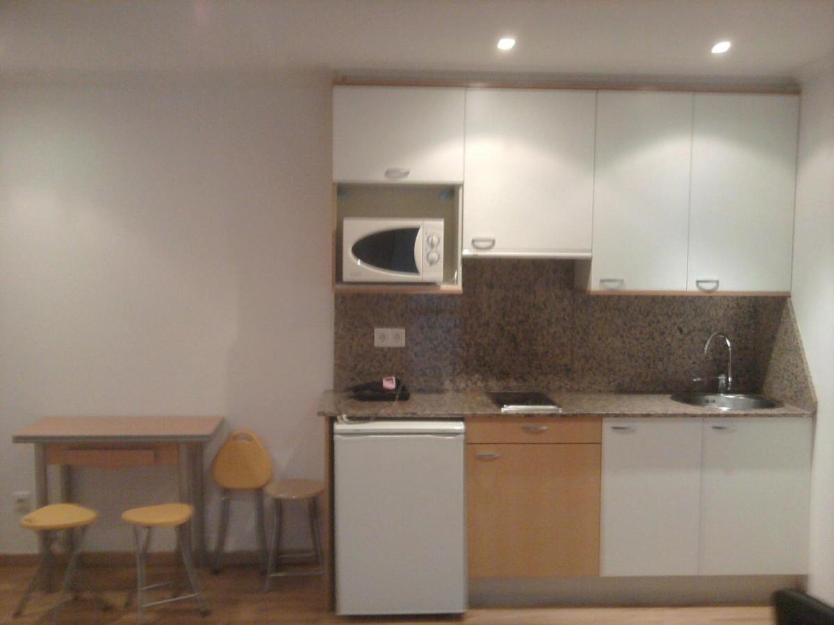 Estudio Dos En Calle Oporto *